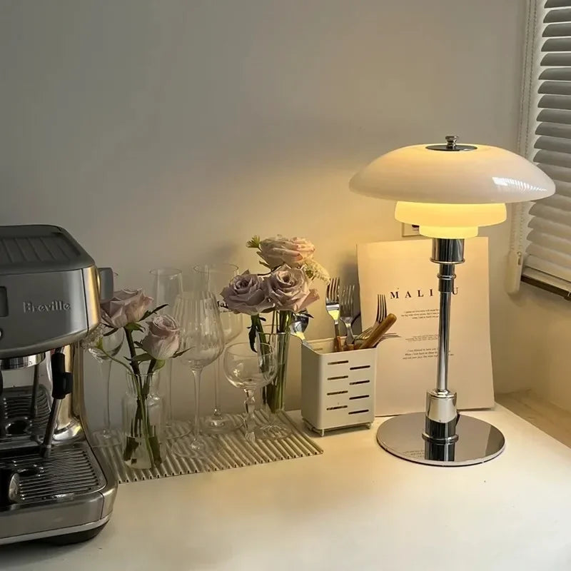 Lampe à poser | GARDIENNE