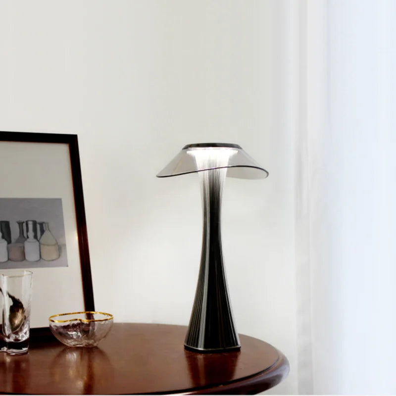 Lampe à poser | MODEL