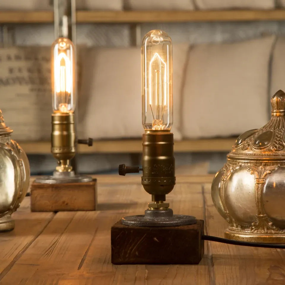 Lampe à poser | INDUSTRIELLE