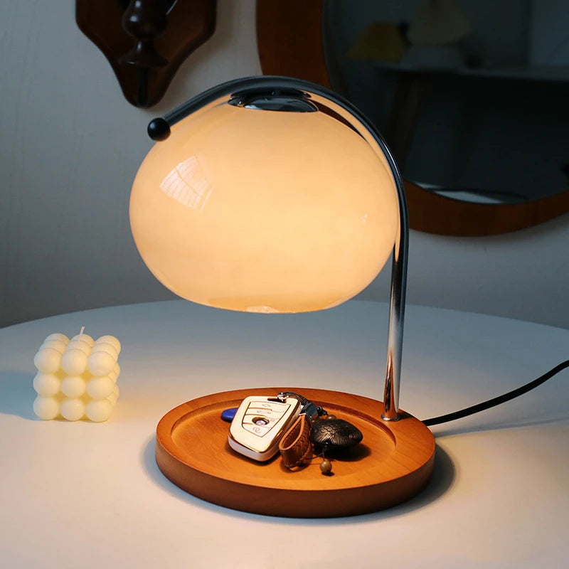 lampe elegante blanche